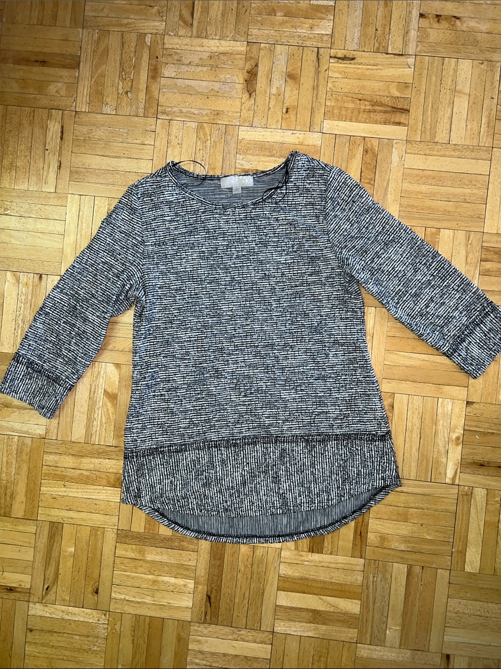 Carolyn Taylor Black and White Knit Top